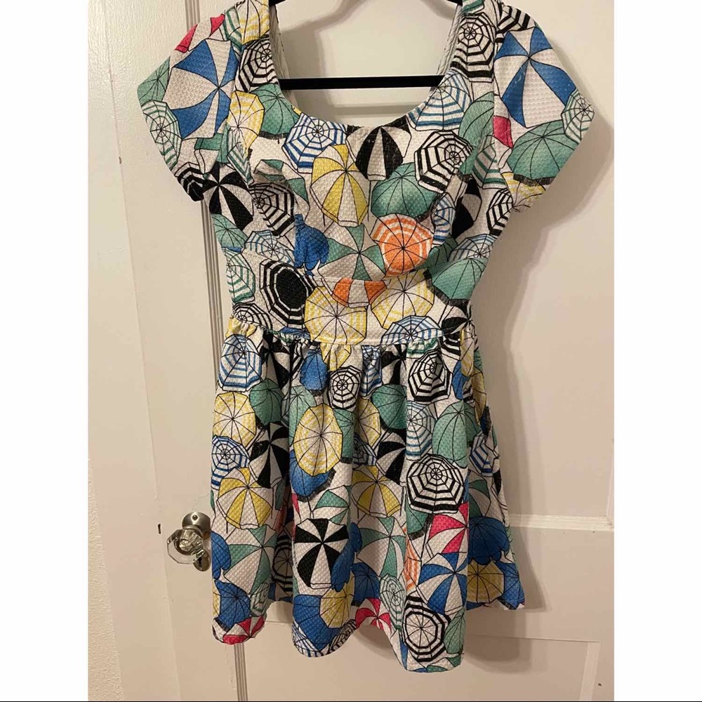 Eshakti beach umbrella fit and flair dress 8P